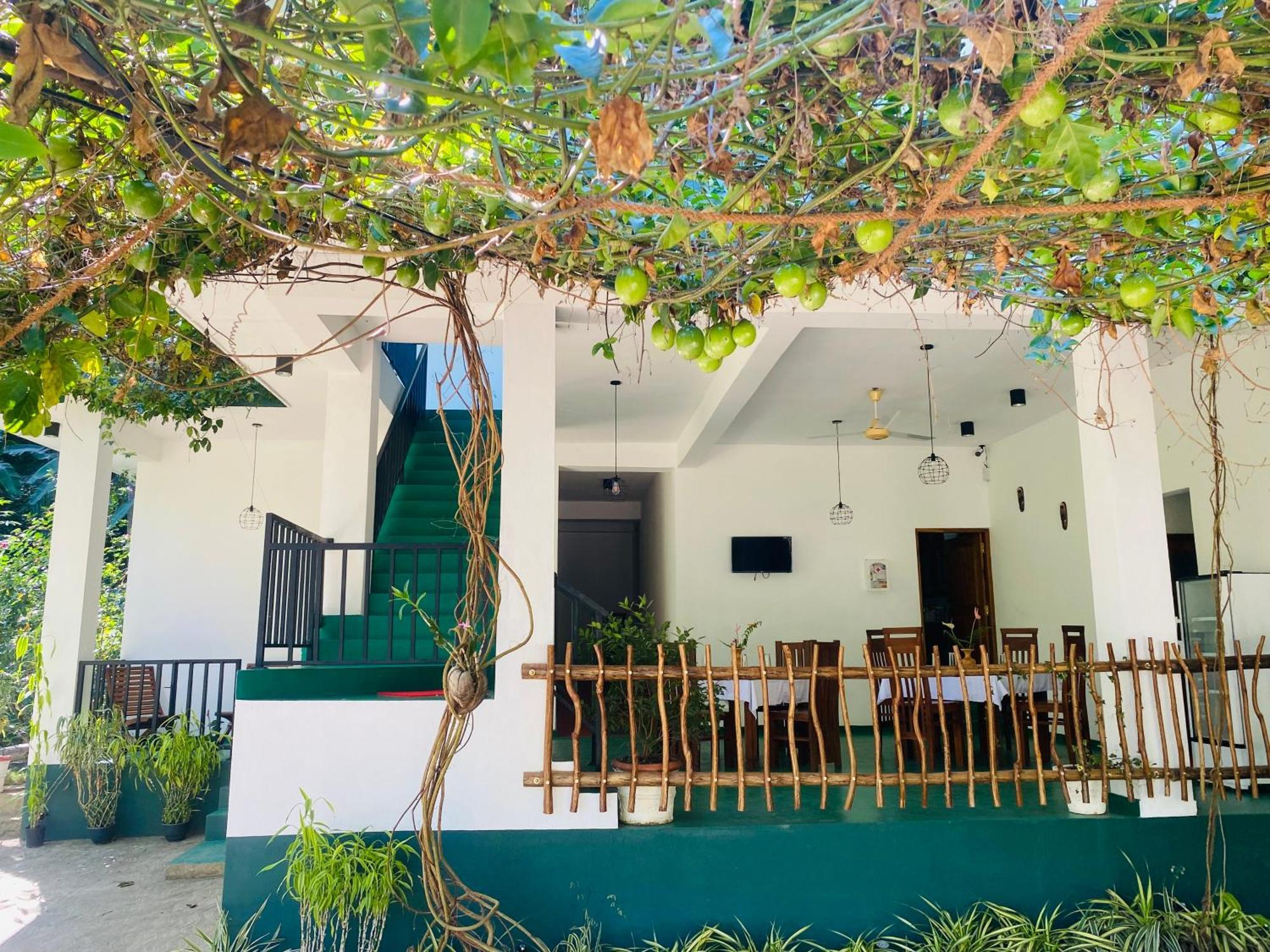 Misty Elegance - Ella. Hotel Exterior photo