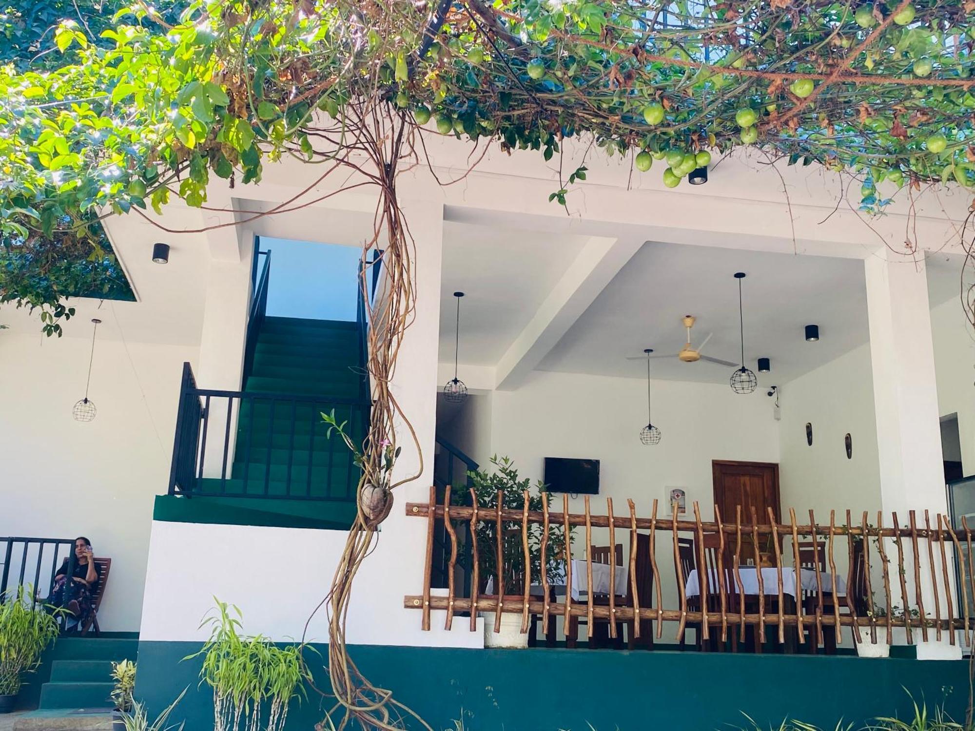 Misty Elegance - Ella. Hotel Exterior photo